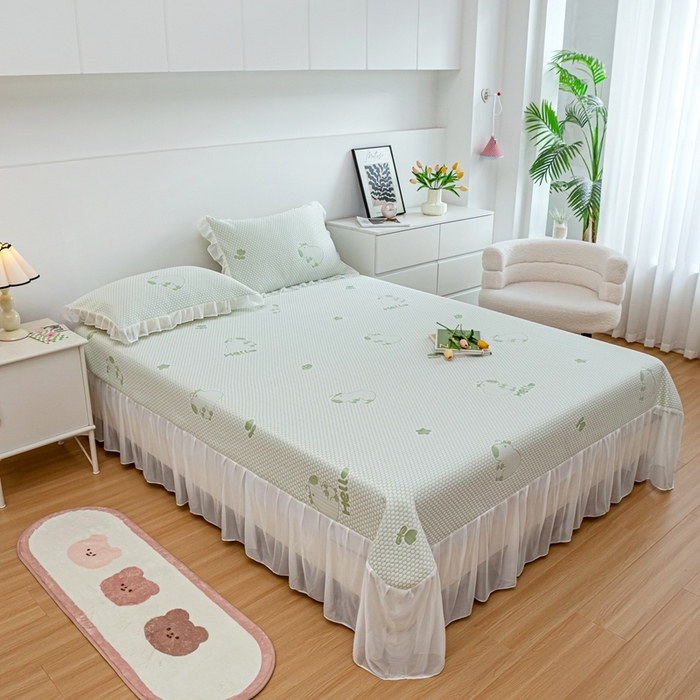 91家纺网 家纺一手货源 找家纺 春寻家纺 2025新款凉豆豆冰丝凉席席子-床裙款 卡皮巴拉-绿