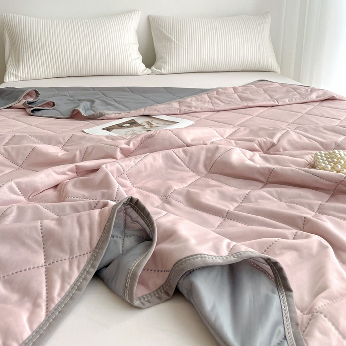 91家纺网 家纺一手货源 找家纺 富艺隆 2025新款纯色凉感丝夏被 玉粉