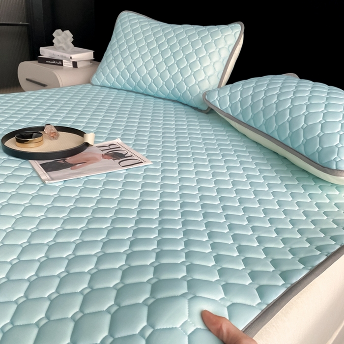 91家纺网 家纺一手货源 找家纺 欧邦 2025新款加厚纯色凉席四件套--夏被四件套 方格-湖蓝