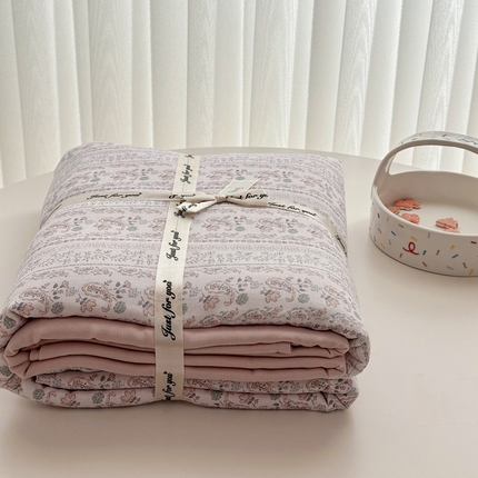 91家纺网 家纺一手货源 找家纺 塞纳 2026新款.全棉有氧双层纱四件套-场景二-花楹-绿