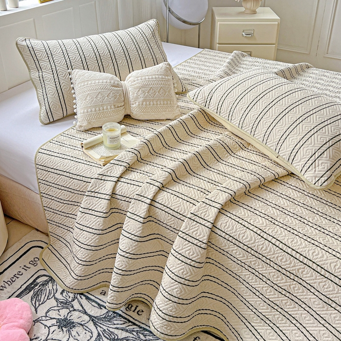 91家纺网 家纺一手货源 找家纺 羽爱家纺 2025新款A类双面全棉印花床盖套件 漫时光