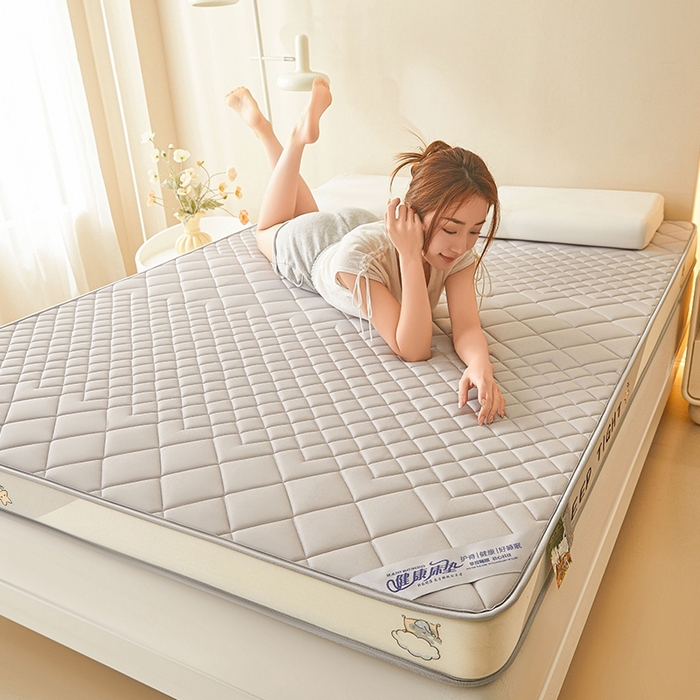 91家纺网 家纺一手货源 找家纺 锦逸2025新款牛奶丝乳胶床垫 菱形格黑