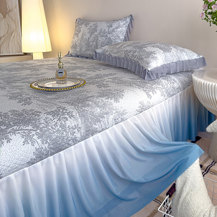 91家纺网 家纺一手货源 找家纺 冬然家纺 2025新款冰豆豆席子凉席床裙款 梦幻森林-灰