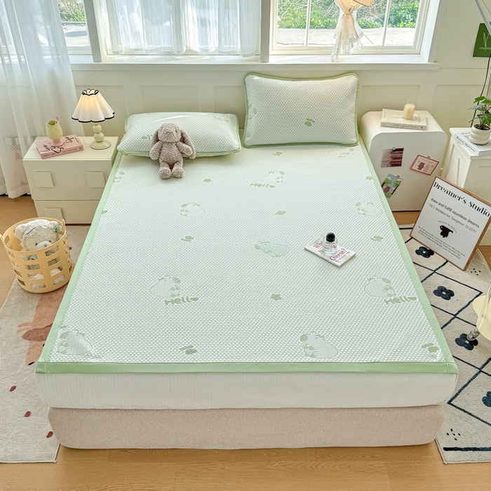 91家纺网 家纺一手货源 找家纺 绣女坊 2025新款冰豆豆提花凉席三件套 卡皮巴拉-绿色