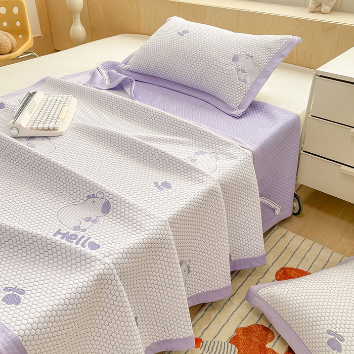 91家纺网 家纺一手货源 找家纺 绣女坊 2025新款冰豆豆提花凉席三件套 卡皮巴拉紫