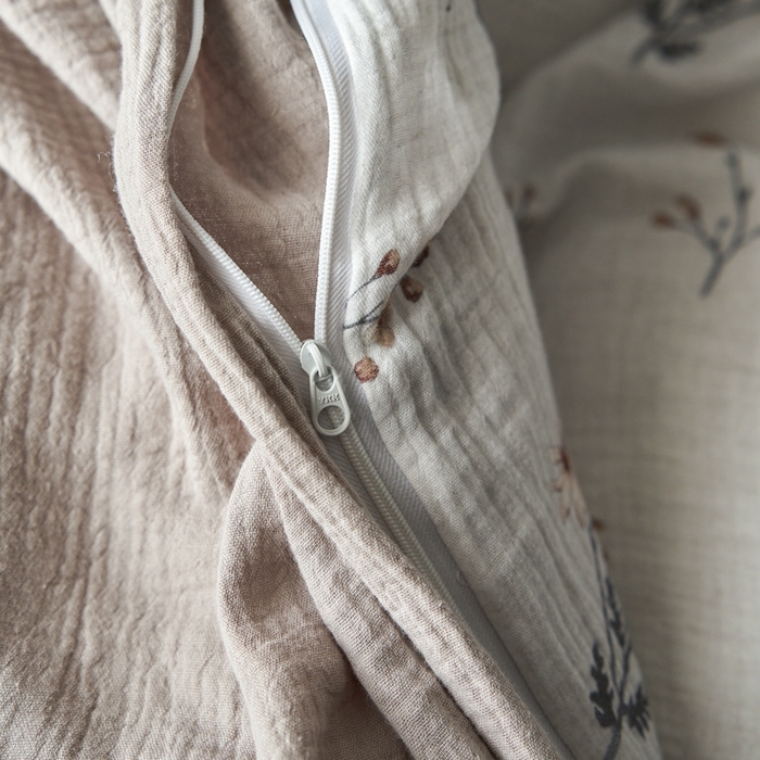 91家纺网 家纺一手货源 找家纺 安莱生活2025年新款全棉精梳棉双层纱绉纱数码印花四件套及夏凉被系列3 织麦-白