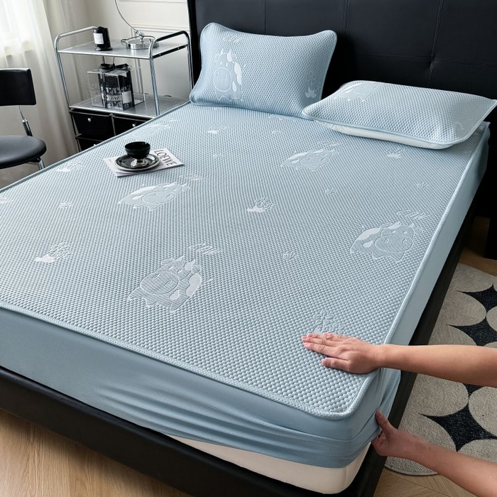 91家纺网 家纺一手货源 找家纺 卡罗兰 2025新款豆豆凉席PE提花豆豆席奶牛系列-床笠款 蓝色