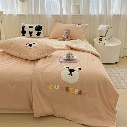 91家纺网 家纺一手货源 找家纺 （总）眠帛家居 2025新款A类水洗皱皱纱毛巾绣夏被四件套