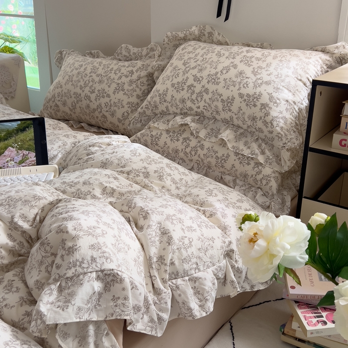 91家纺网 家纺一手货源 找家纺 希丞家居 2025新款云感提花双层纱花边四件套 山楂树下