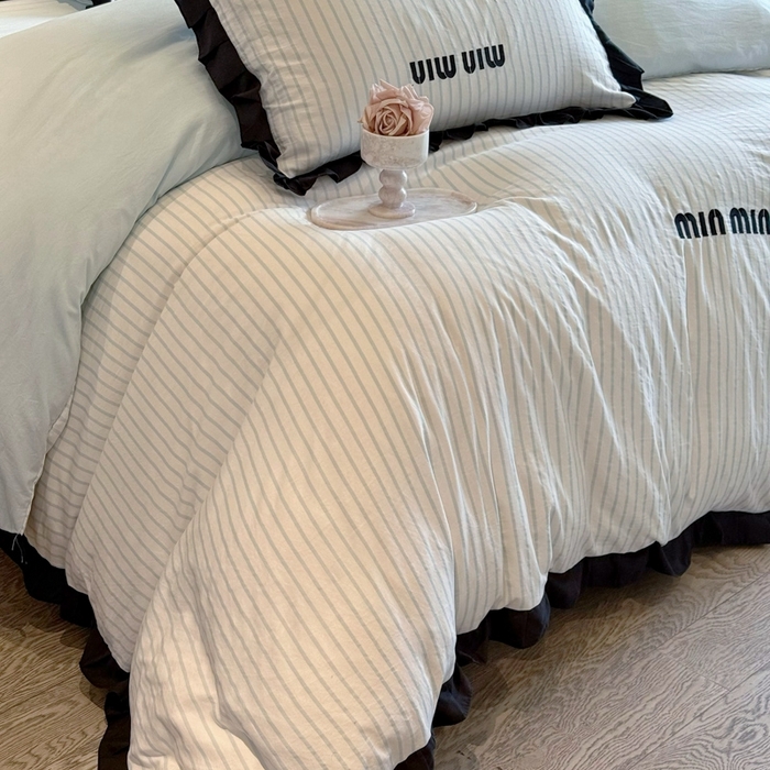 91家纺网 家纺一手货源 找家纺 千希家纺2025新款法式小香风四件套 法式条纹-繁星蓝