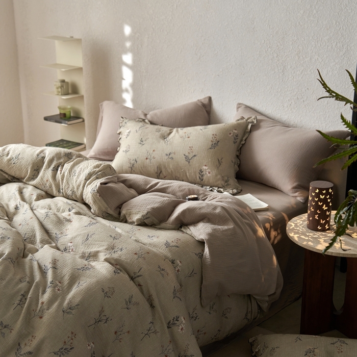 91家纺网 家纺一手货源 找家纺 安莱生活2025年新款全棉精梳棉双层纱绉纱数码印花四件套及夏凉被系列3 织麦-咖