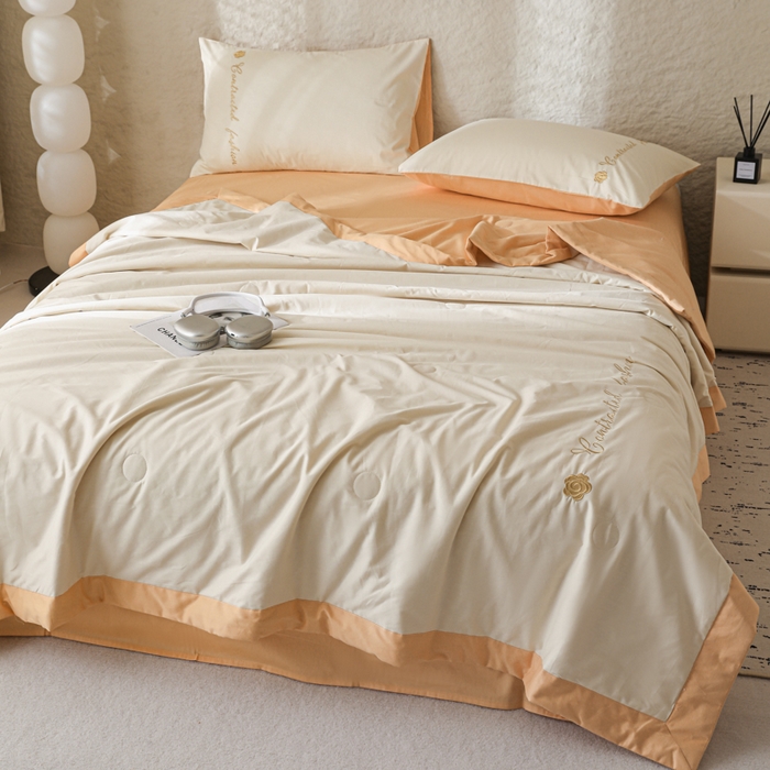 91家纺网 家纺一手货源 找家纺 简宜家居（朝初家纺） 2025新款纯棉刺绣山茶花大豆被 山茶花-米杏