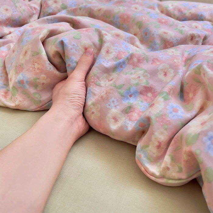 91家纺网 家纺一手货源 找家纺 优品阁 2025新款人字纹全棉双层纱四件套 余香【升级款-提花人字纹床单】