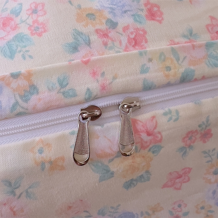 91家纺网 家纺一手货源 找家纺 优品阁 2025新款人字纹全棉双层纱四件套 汪小姐【升级款-提花人字纹床单】