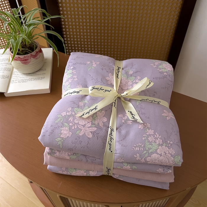 91家纺网 家纺一手货源 找家纺 优品阁 2025新款人字纹全棉双层纱四件套 安然花语【升级款-提花人字纹床单】