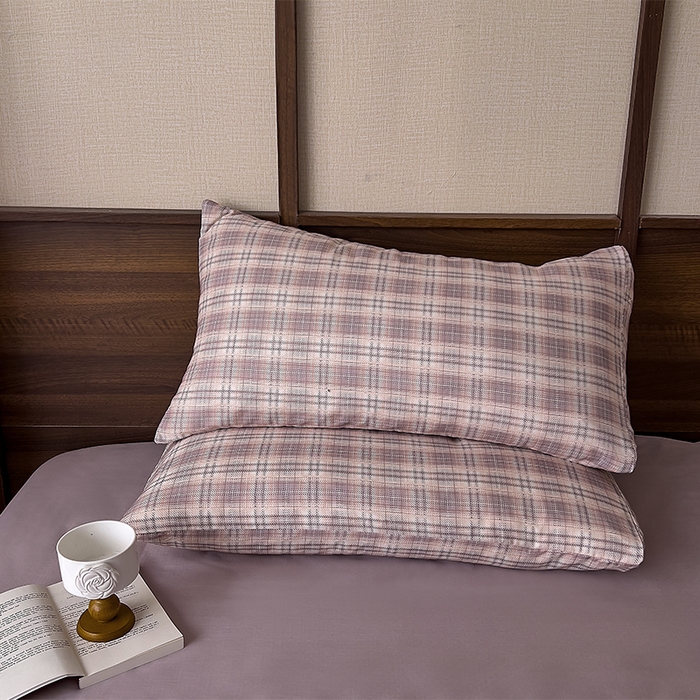 91家纺网 家纺一手货源 找家纺 优品阁 2025新款人字纹全棉双层纱四件套 布里奥-紫【升级款-提花人字纹床单】