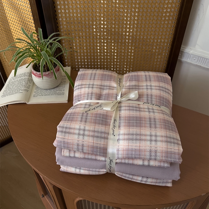 91家纺网 家纺一手货源 找家纺 优品阁 2025新款人字纹全棉双层纱四件套 布里奥-紫【升级款-提花人字纹床单】