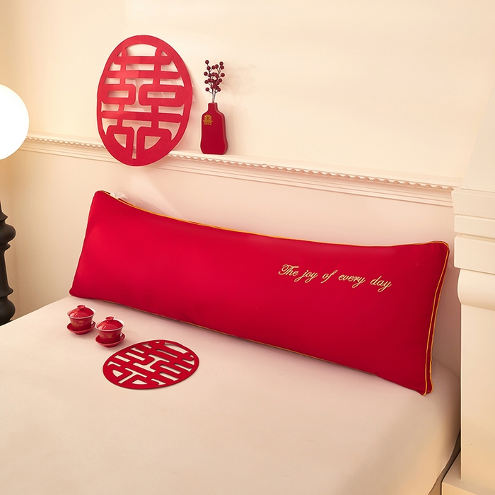 91家纺网 家纺一手货源 找家纺 三盛源 2025新款舒适亲肤长枕头枕芯 48*180cm长枕芯四方来喜/只