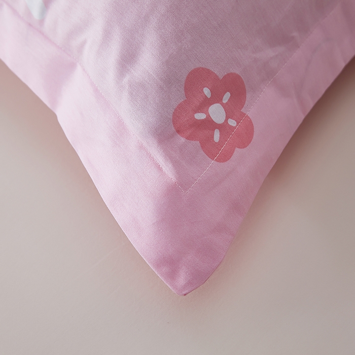 91家纺网 家纺一手货源 找家纺 三盛源 2025新款双人枕套1.21.5一体加长夫妻情侣1.8拆洗枕头套长款枕芯套 草莓兔