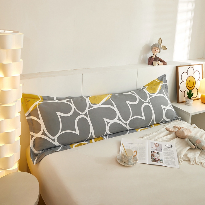 91家纺网 家纺一手货源 找家纺 三盛源 2025新款双人枕套1.21.5一体加长夫妻情侣1.8拆洗枕头套长款枕芯套 怦然心动 灰