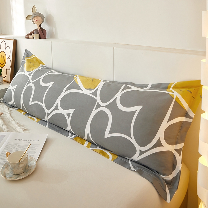 91家纺网 家纺一手货源 找家纺 三盛源 2025新款双人枕套1.21.5一体加长夫妻情侣1.8拆洗枕头套长款枕芯套 怦然心动 灰