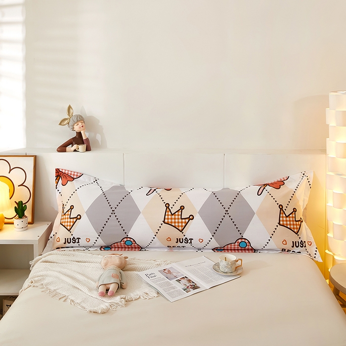 91家纺网 家纺一手货源 找家纺 三盛源 2025新款双人枕套1.21.5一体加长夫妻情侣1.8拆洗枕头套长款枕芯套 糖果熊