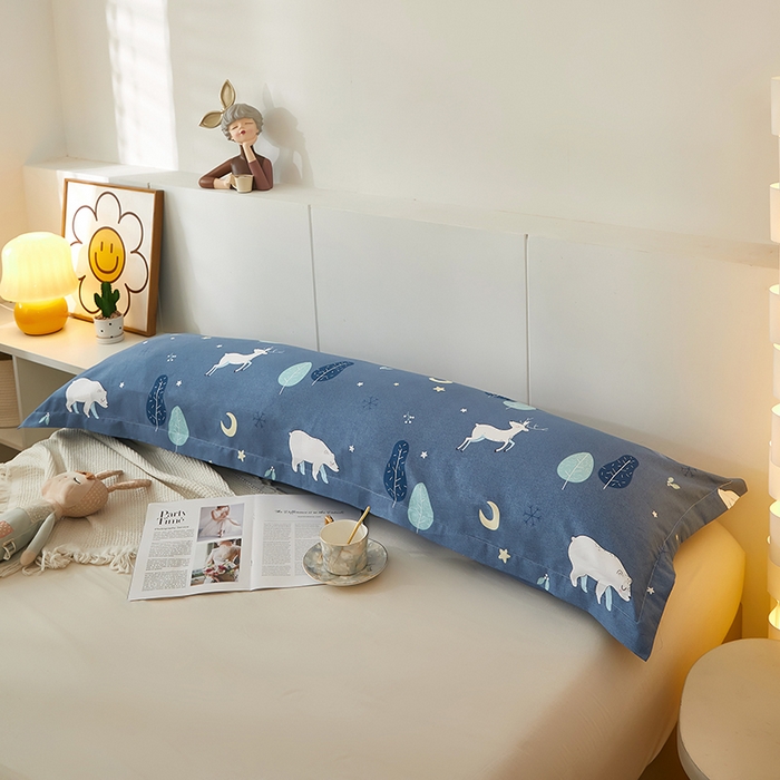 91家纺网 家纺一手货源 找家纺 三盛源 2025新款双人枕套1.21.5一体加长夫妻情侣1.8拆洗枕头套长款枕芯套 夜晚的森林