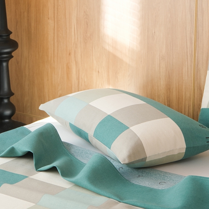 91家纺网 家纺一手货源 找家纺 慕绸家纺（原萌宝老粗布厂家） 2025新款老粗布老帆布空调软凉席原棉粗纱系列床单三件套 绿格先生