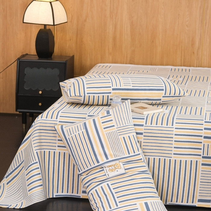 91家纺网 家纺一手货源 找家纺 慕绸家纺（原萌宝老粗布厂家） 2025新款老粗布老帆布空调软凉席原棉粗纱系列床单三件套 条条熊