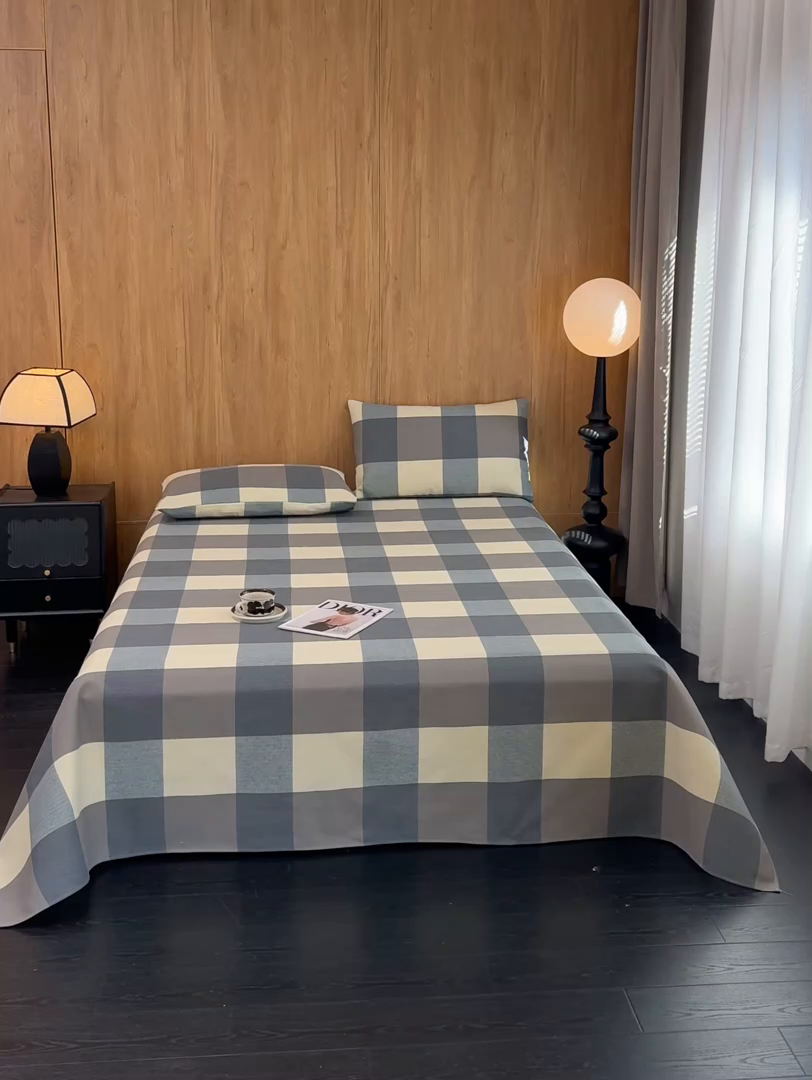 91家纺网 家纺一手货源 找家纺 慕绸家纺（原萌宝老粗布厂家） 2025新款老粗布老帆布空调软凉席原棉粗纱系列床单三件套 苏格蓝