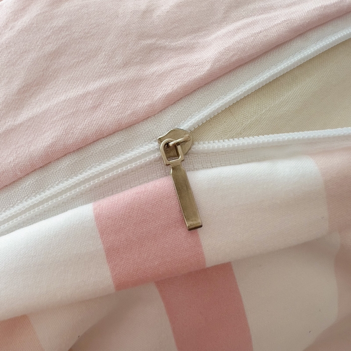 91家纺网 家纺一手货源 找家纺 梧桐家居 2025新款水洗云朵棉毛巾绣印花加绣花系列四件套 卡其诺