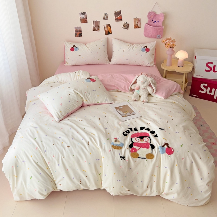 91家纺网 家纺一手货源 找家纺 梧桐家居 2025新款水洗云朵棉毛巾绣印花加绣花系列四件套 欢乐园