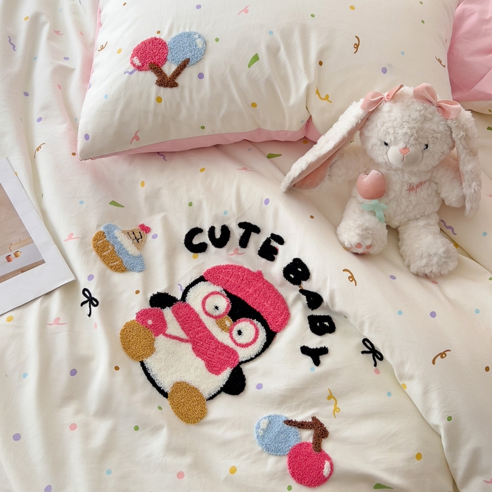 91家纺网 家纺一手货源 找家纺 梧桐家居 2025新款水洗云朵棉毛巾绣印花加绣花系列四件套 欢乐园