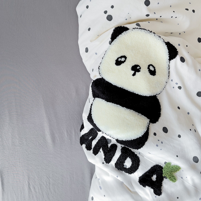 91家纺网 家纺一手货源 找家纺 梧桐家居 2025新款水洗云朵棉毛巾绣印花加绣花系列四件套 熊猫宝宝