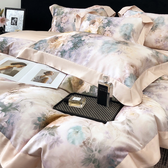 91家纺网 家纺一手货源 找家纺 东方名伶 2025新款莱赛尔兰精天丝棉数码印花宽边四件套 浅浅花语-粉