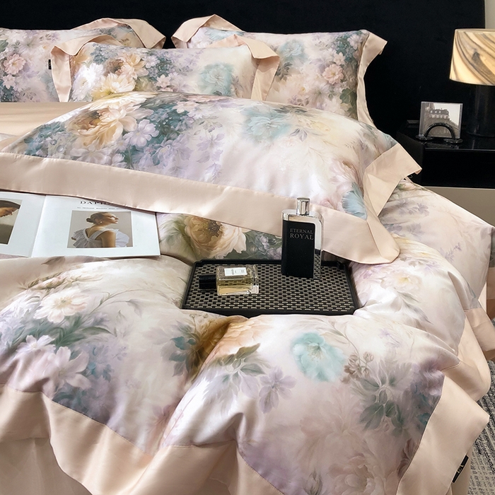 91家纺网 家纺一手货源 找家纺 东方名伶 2025新款莱赛尔兰精天丝棉数码印花宽边四件套 浅浅花语-粉