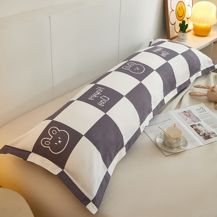 91家纺网 家纺一手货源 找家纺 三盛源 2025新款全棉印花双人长枕套 兔子星球 咖