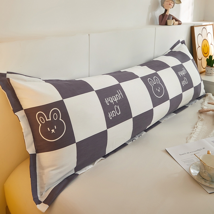 91家纺网 家纺一手货源 找家纺 三盛源 2025新款全棉印花双人长枕套 兔子星球 咖