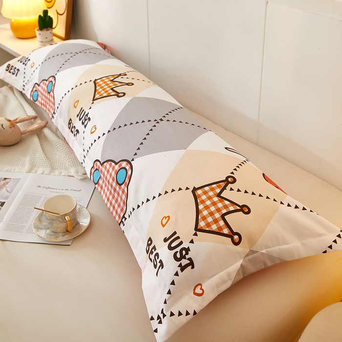 91家纺网 家纺一手货源 找家纺 三盛源 2025新款全棉印花双人长枕套 糖果熊