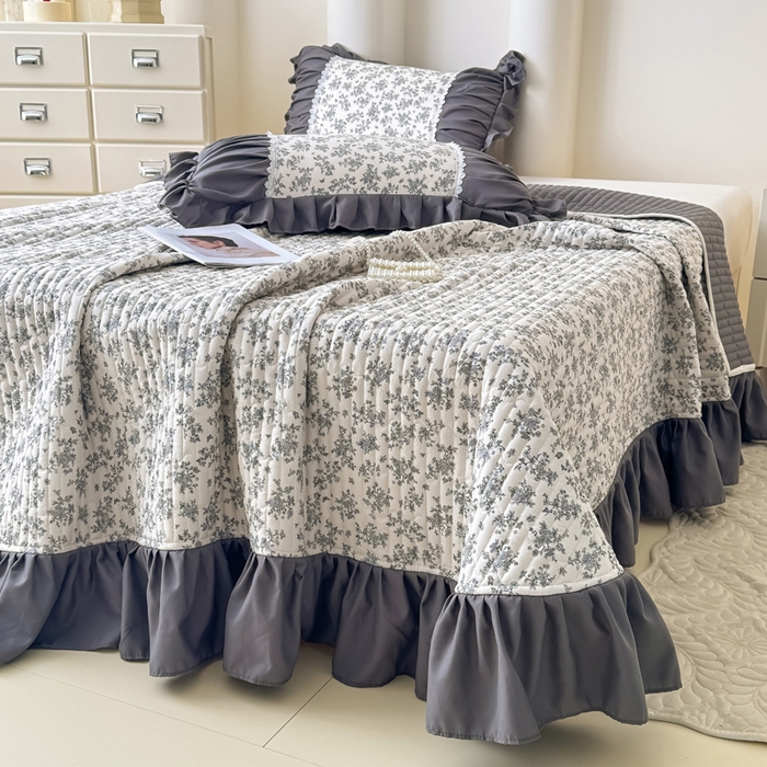 91家纺网 家纺一手货源 找家纺 鹿辉家居（原吉欧力） 2025新款双层纱韩版床盖四件套 萱花-灰