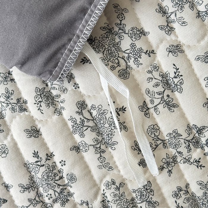 91家纺网 家纺一手货源 找家纺 鹿辉家居（原吉欧力） 2025新款双层纱韩版床盖四件套 萱花-灰