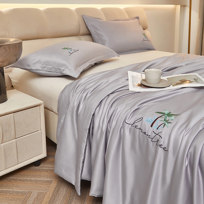 91家纺网 家纺一手货源 找家纺 乐居家纺 2025新款A类凉感丝夏被冰丝夏凉空调被被子被芯 轻奢灰