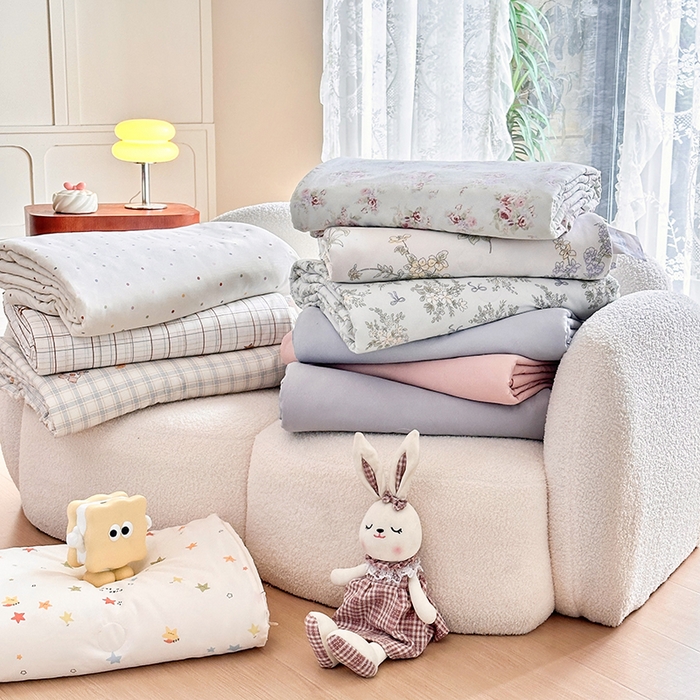 91家纺网 家纺一手货源 找家纺 （总）乐居家纺 2025新款A类针织亲肤印花夏凉被空调被被子被芯