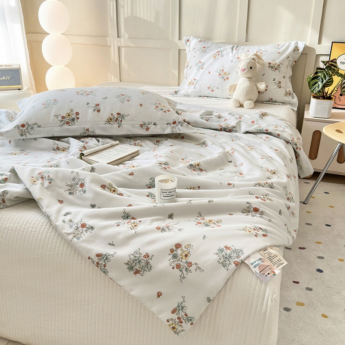 91家纺网 家纺一手货源 找家纺 乐居家纺 2025新款A类针织亲肤印花夏凉被空调被被子被芯 花团