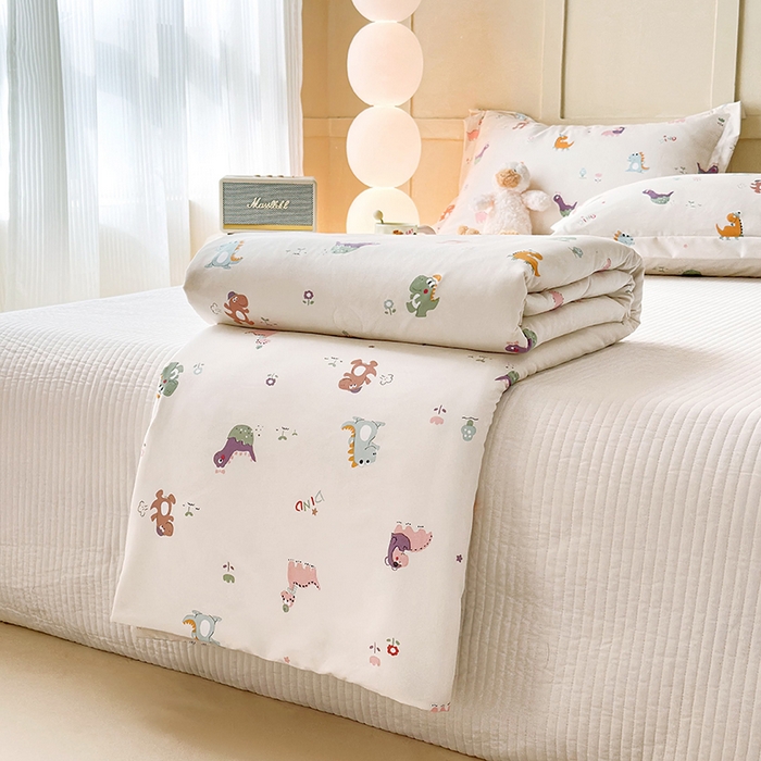 91家纺网 家纺一手货源 找家纺 乐居家纺 2025新款A类针织亲肤印花夏凉被空调被被子被芯 恐龙乐园