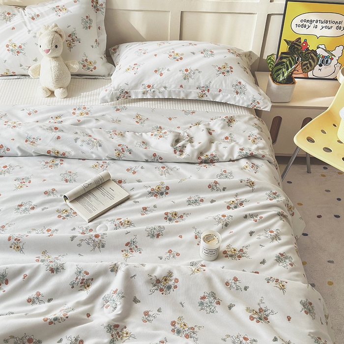 91家纺网 家纺一手货源 找家纺 乐居家纺 2025新款A类针织亲肤印花夏凉被空调被被子被芯 花团