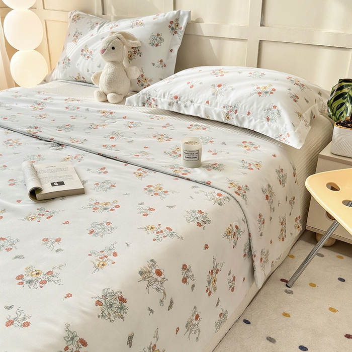 91家纺网 家纺一手货源 找家纺 乐居家纺 2025新款A类针织亲肤印花夏凉被空调被被子被芯 花团