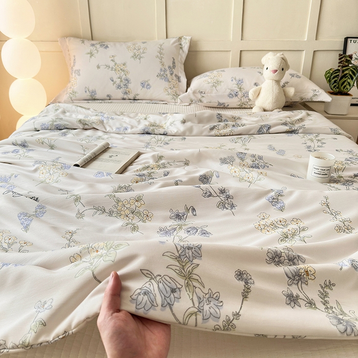 91家纺网 家纺一手货源 找家纺 乐居家纺 2025新款A类针织亲肤印花夏凉被空调被被子被芯 紫蔷薇