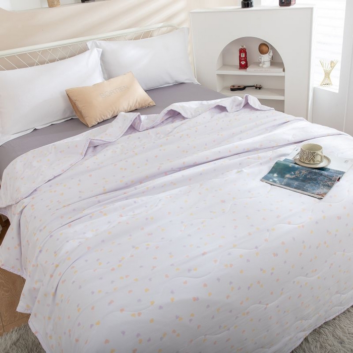 91家纺网 家纺一手货源 找家纺 乐居家纺 2025新款水洗棉夏被波浪款包边夏凉被被子被芯 爱心紫