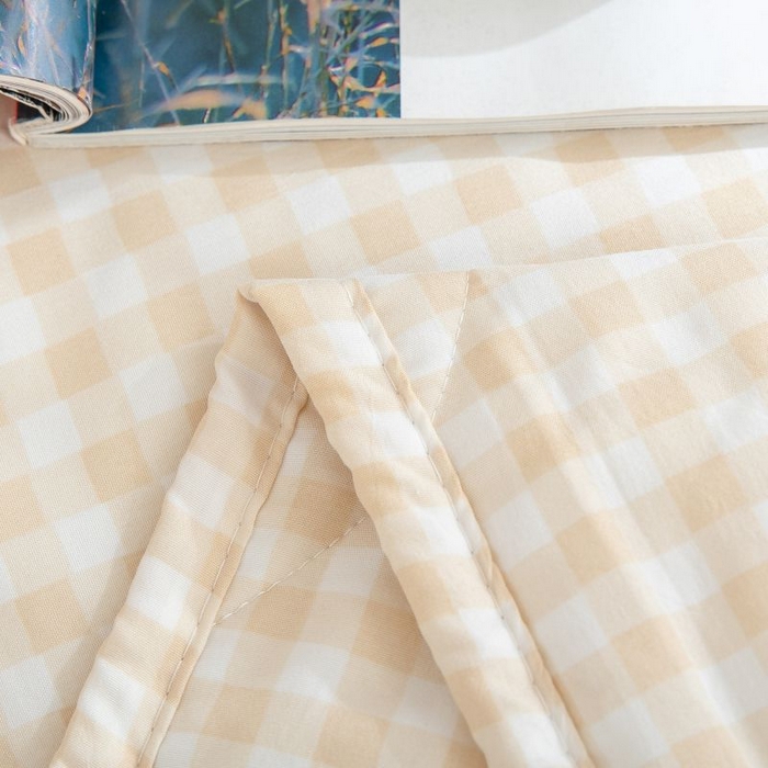 91家纺网 家纺一手货源 找家纺 乐居家纺 2025新款水洗棉夏被波浪款包边夏凉被被子被芯 黄小格